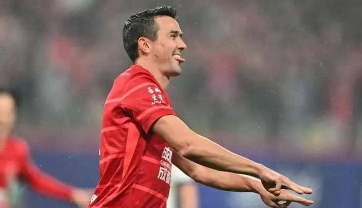 转会期足总杯焦点战，丹佛掘金官宣签约，悬念犹存，球队文化再被提及的简单介绍